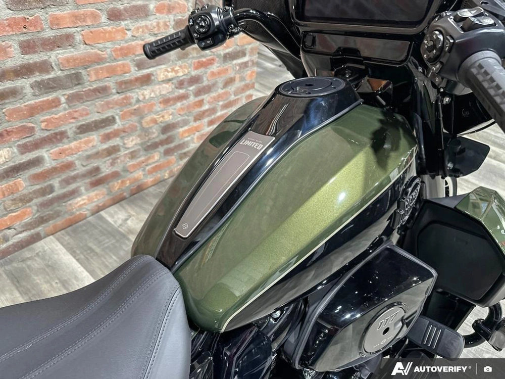 2026 Harley-davidson Street Glide Limited alt