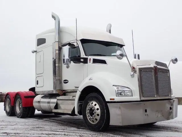 2022 Kenworth T880