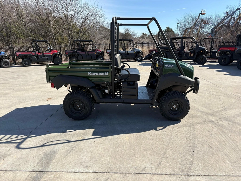 2026 Kawasaki Mule™ 4000 4000 alt