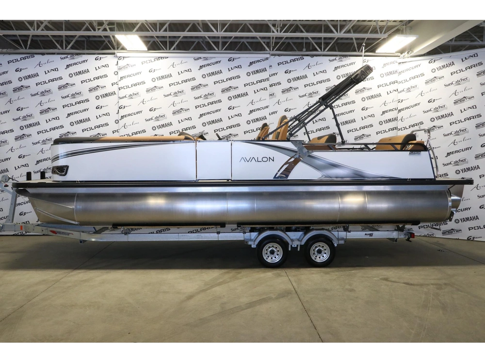 2026 Avalon Lsz 2585 Vrl + Yamaha Vmax 150 Hp alt