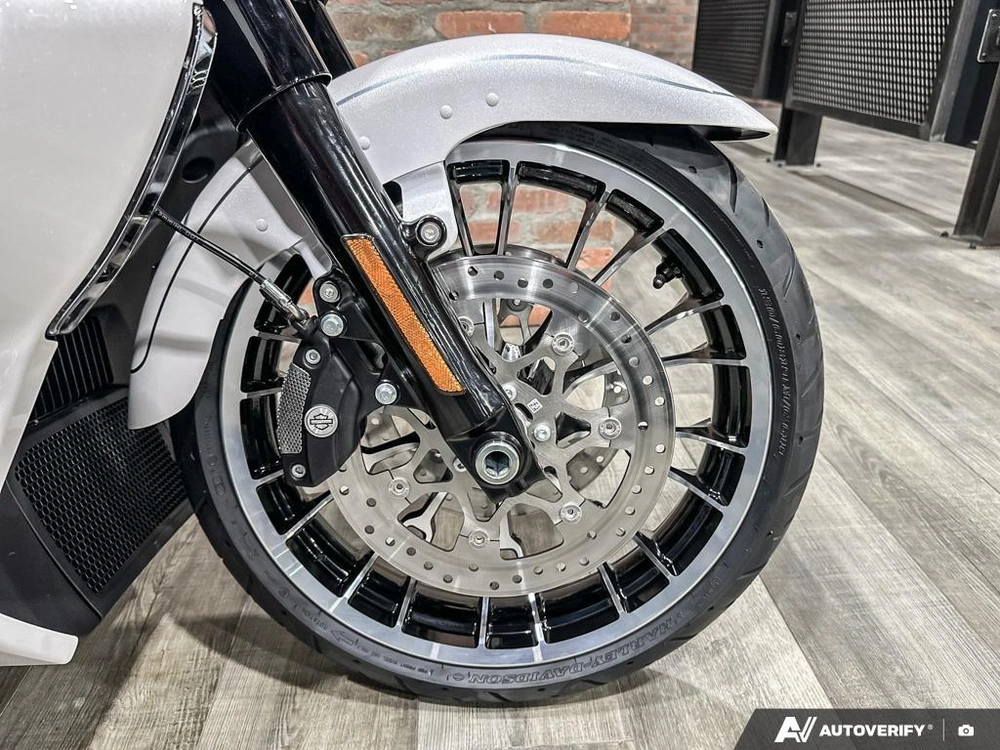 2026 Harley-davidson Street Glide Limited alt