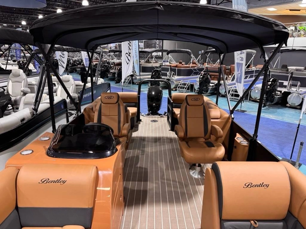 2026 Bentley Legacy 223 Navigator alt