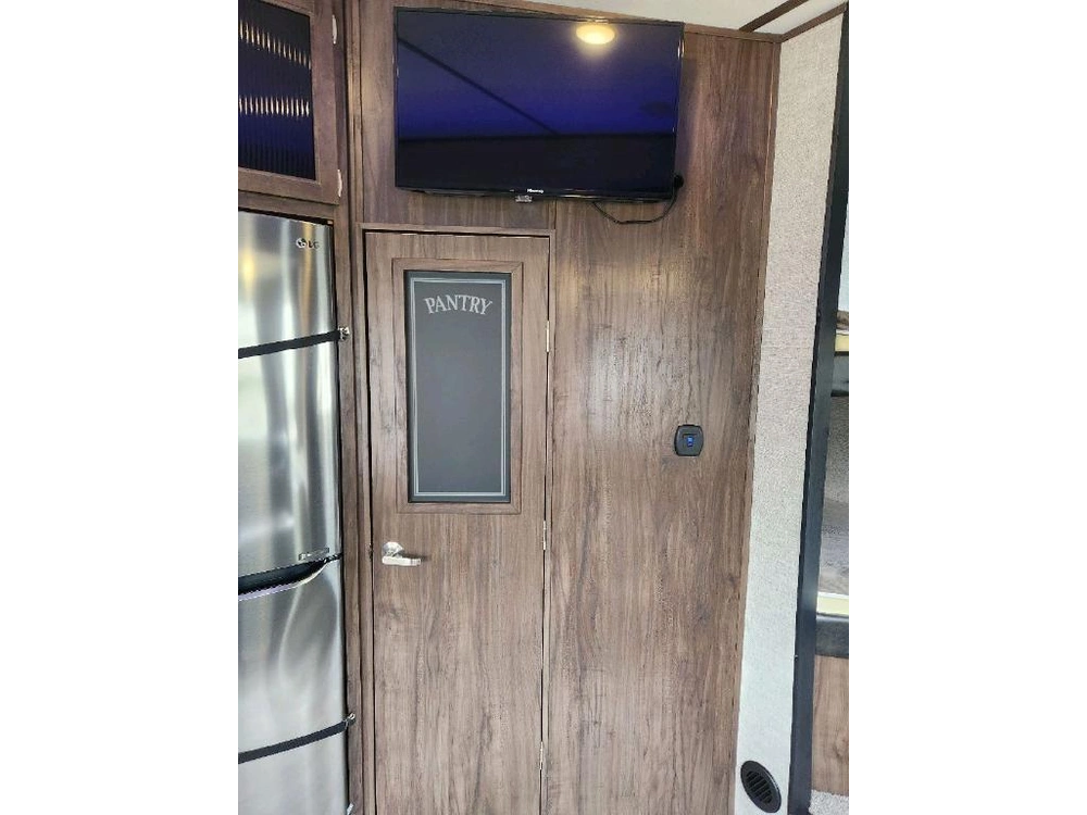 Cherokee Arctic Wolf 265bhd 2019 alt