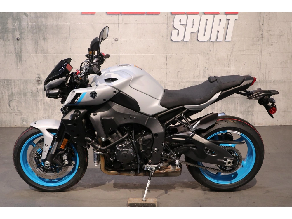 2026 Yamaha Mt-10 alt