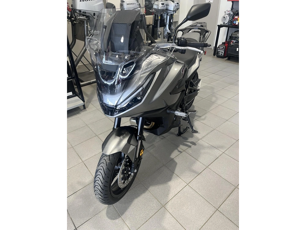 Honda Nt1100 2026 alt