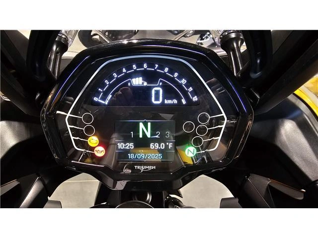 2026 Triumph Tiger Sport 800 alt
