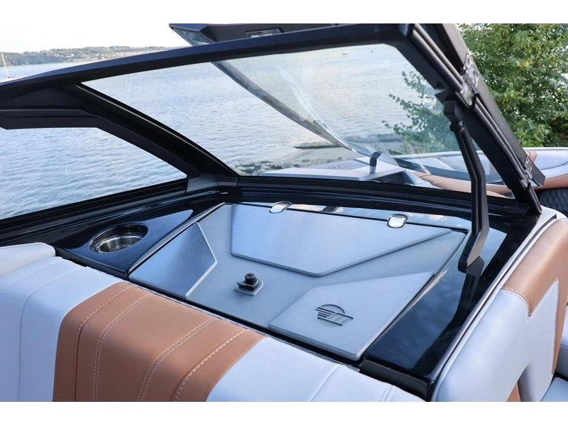 2026 Malibu 22 Lsv alt