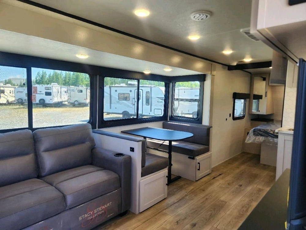 Jayco Jay Feather 25rb 2026 alt