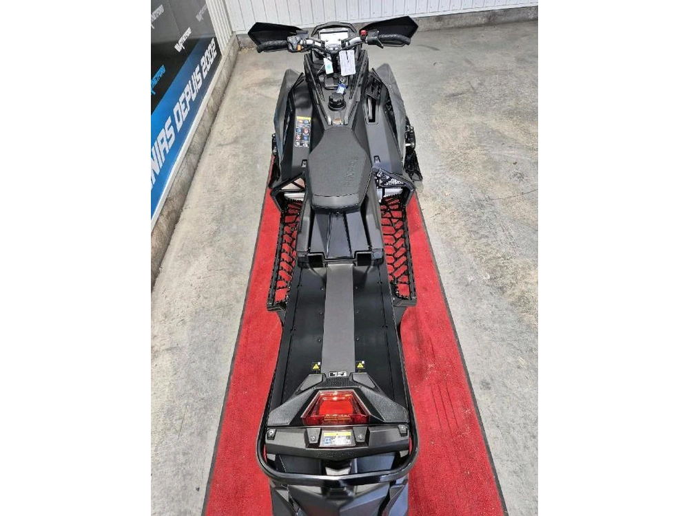 Polaris 850 Switchback Assault 146 2025 alt