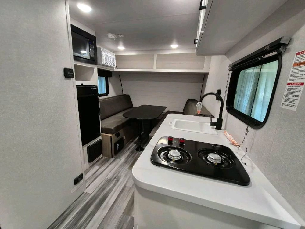 Jayco Jay Flight Slx 140tb 2026 alt