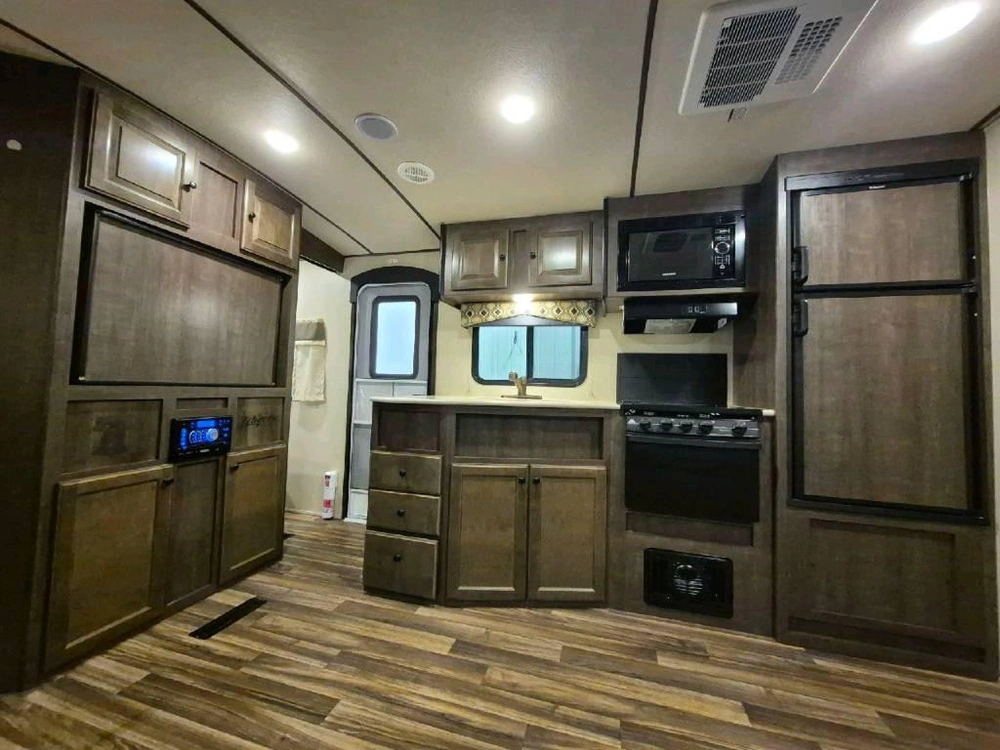 Liberty 315bh 2018 alt
