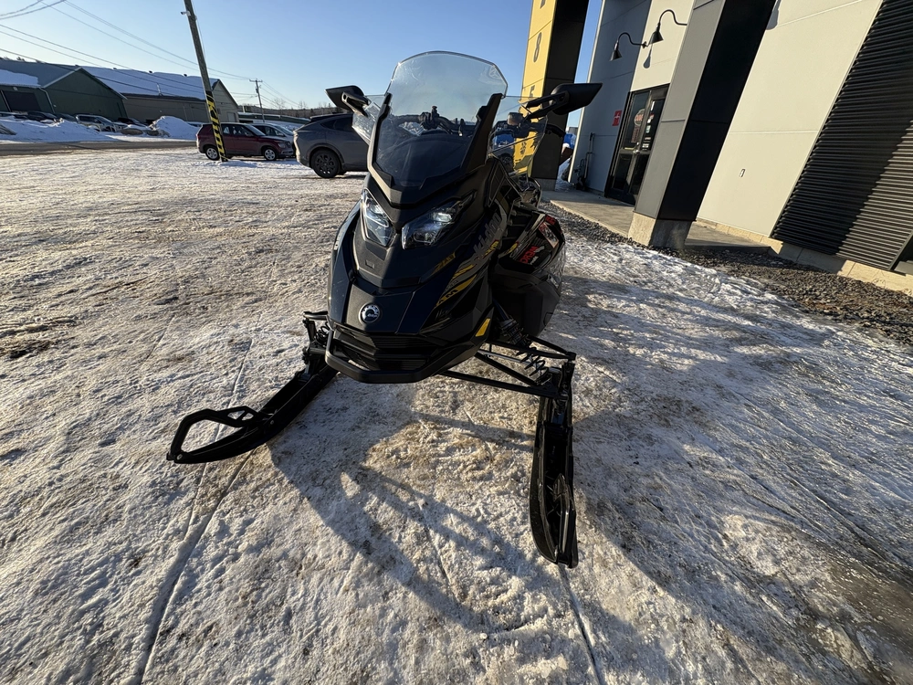 2025 Ski-doo Renegade 900 Ace alt