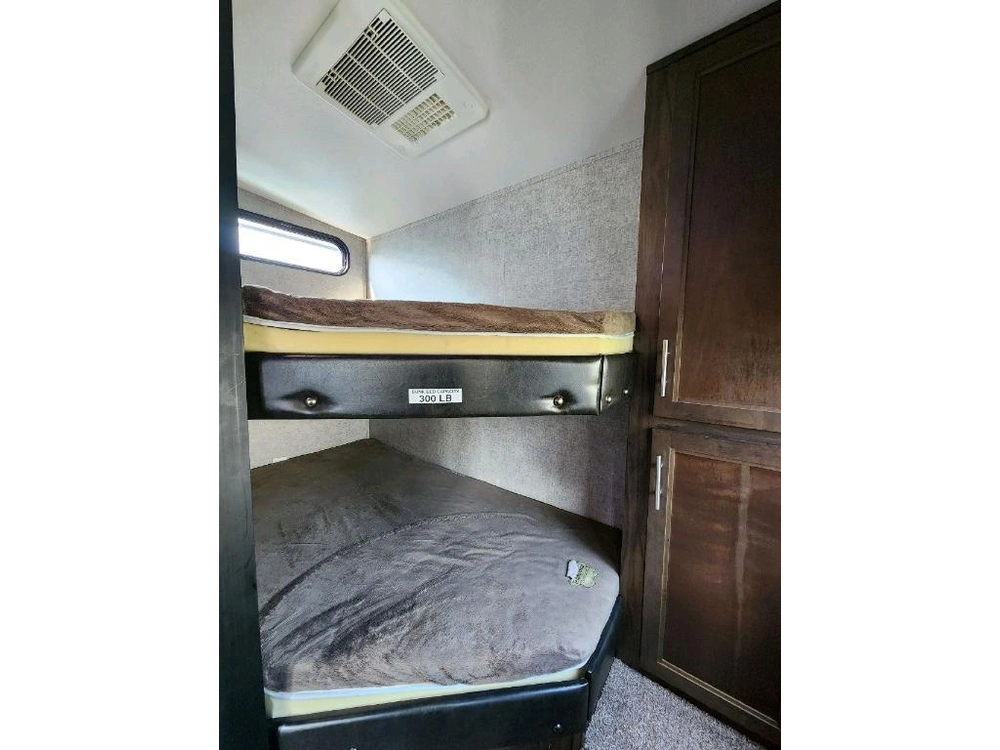 Cherokee Arctic Wolf 265bhd 2019 alt