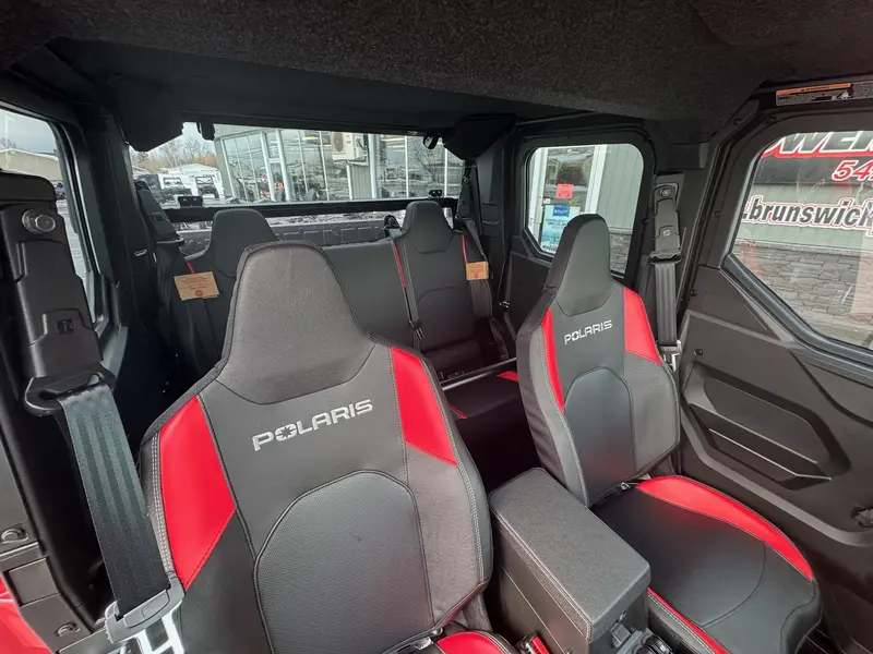 Polaris XPEDITION 1000 XP 5 NORTHSTAR PERFORMANCE RED 2026