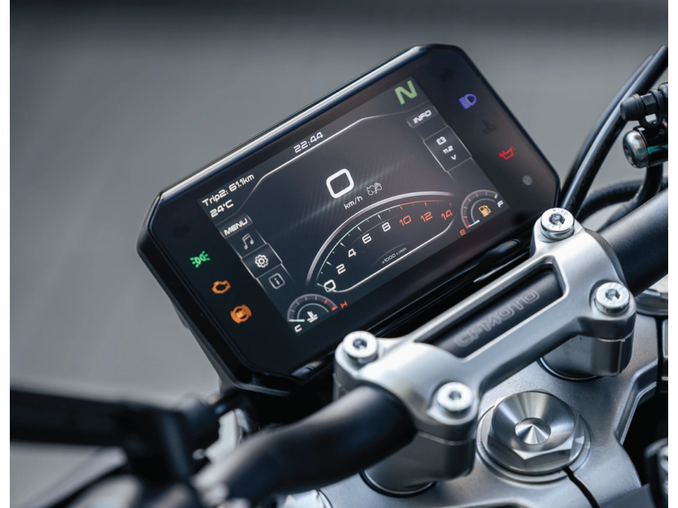 Cfmoto 450nk Rabais De 3,000$ Et Financement 60 Mois À 5.99% 2024 alt