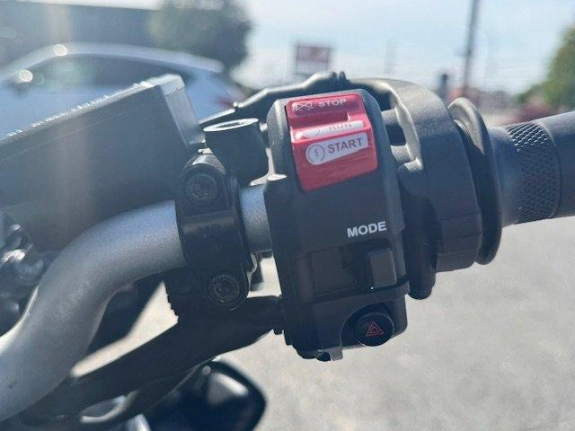 Yamaha Fz10 13,695 Km Seulement 2017 alt