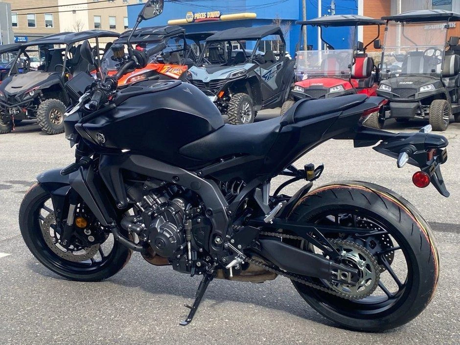 Yamaha Mt-09 Rabais De 2,200$ Certaines Conditions S'appliquent 2025 alt