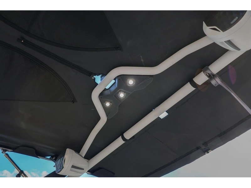 2026 Malibu 22 Lsv alt