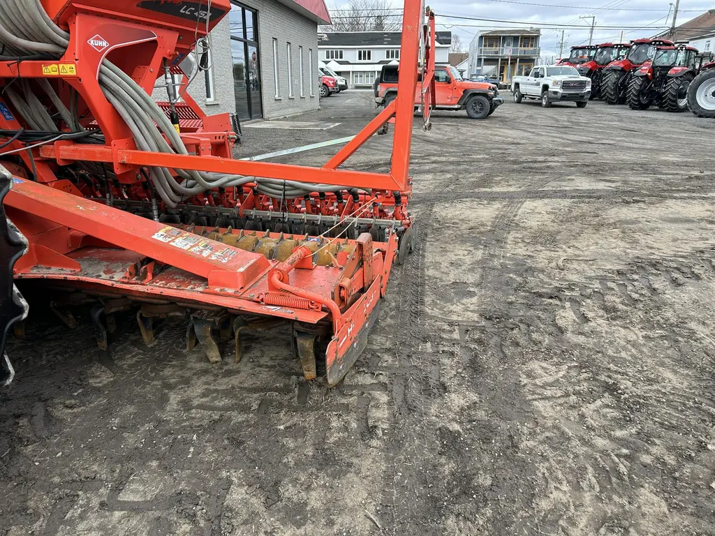 2012 Kuhn LC452