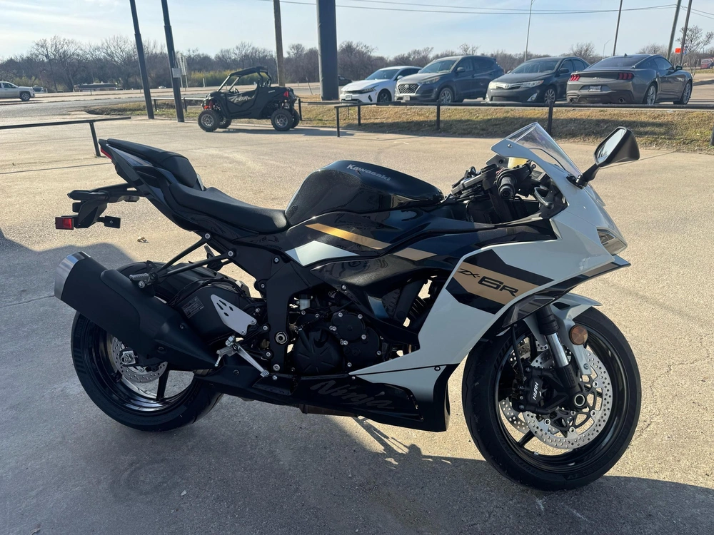 2026 Kawasaki Ninja® Zx™-6r Base Base alt