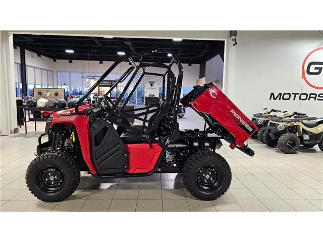 2026 Honda Pioneer 520 Standard alt