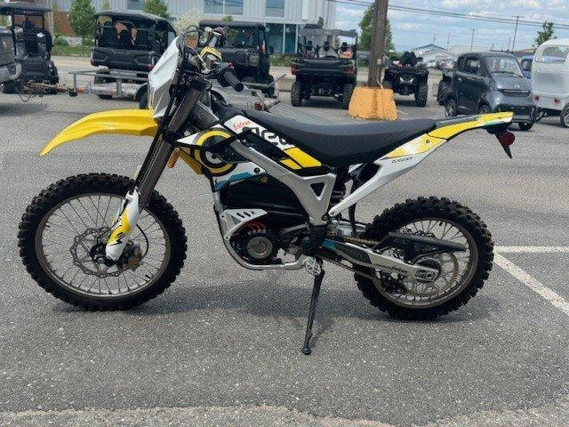 Surron Storm Bee 22,500 Watts 2023 alt