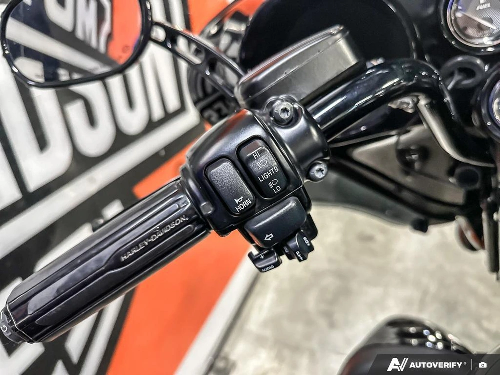 2010 Harley-davidson Cvo Ultra Classic alt