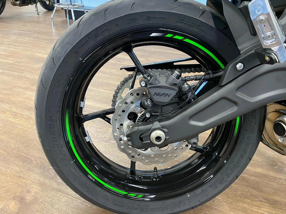 2025 Kawasaki Ninja® 650 Abs Abs alt