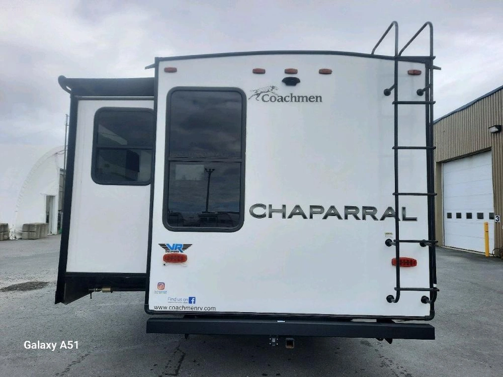 Coachmen Chaparal 25re 2023 alt