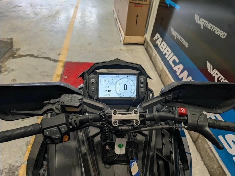 Polaris 9r Indy Xcr 136 2025 alt