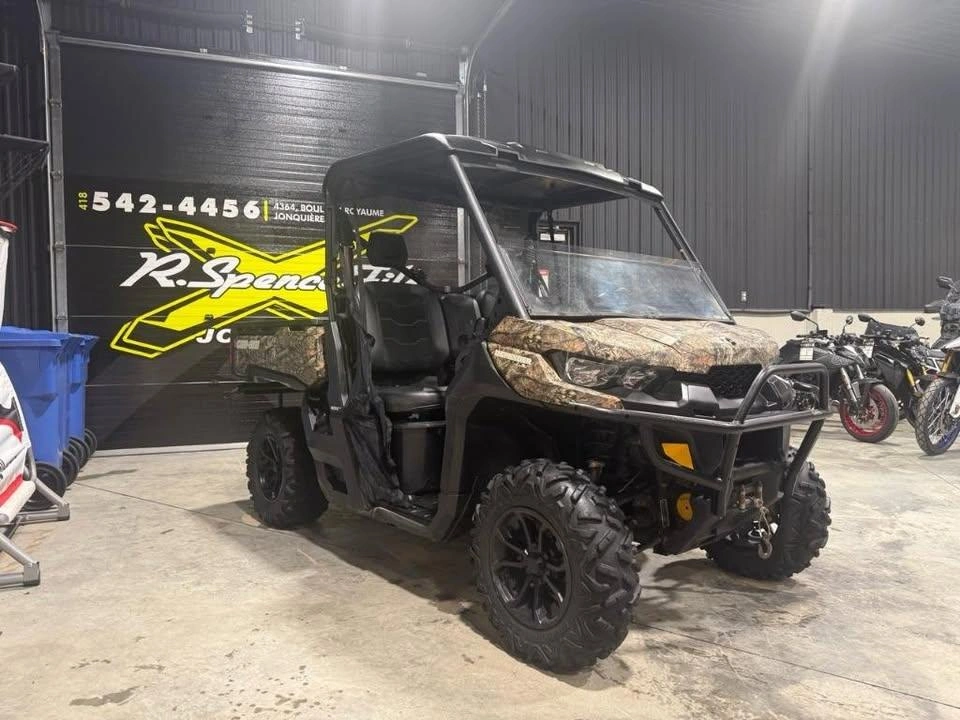 Can-am Defen Hd8 2016 alt