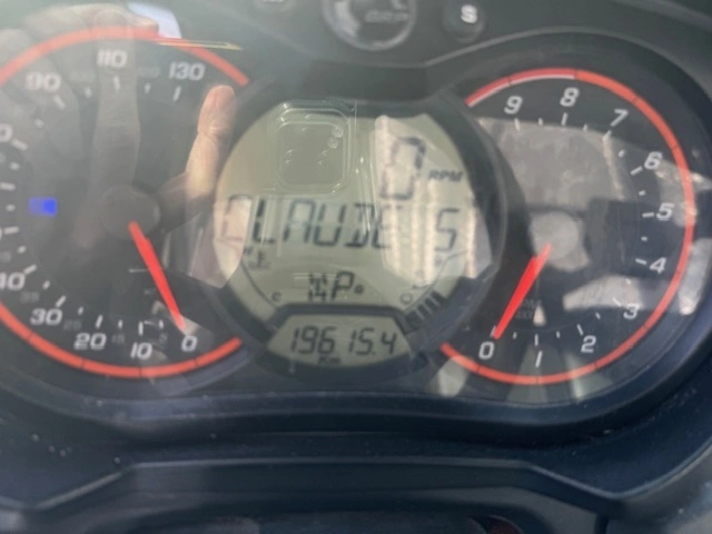 Bombardier Defender Hd8 2017 alt