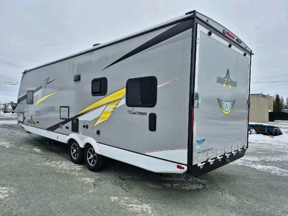 Coachmen Adrenaline 27lt 2021 alt