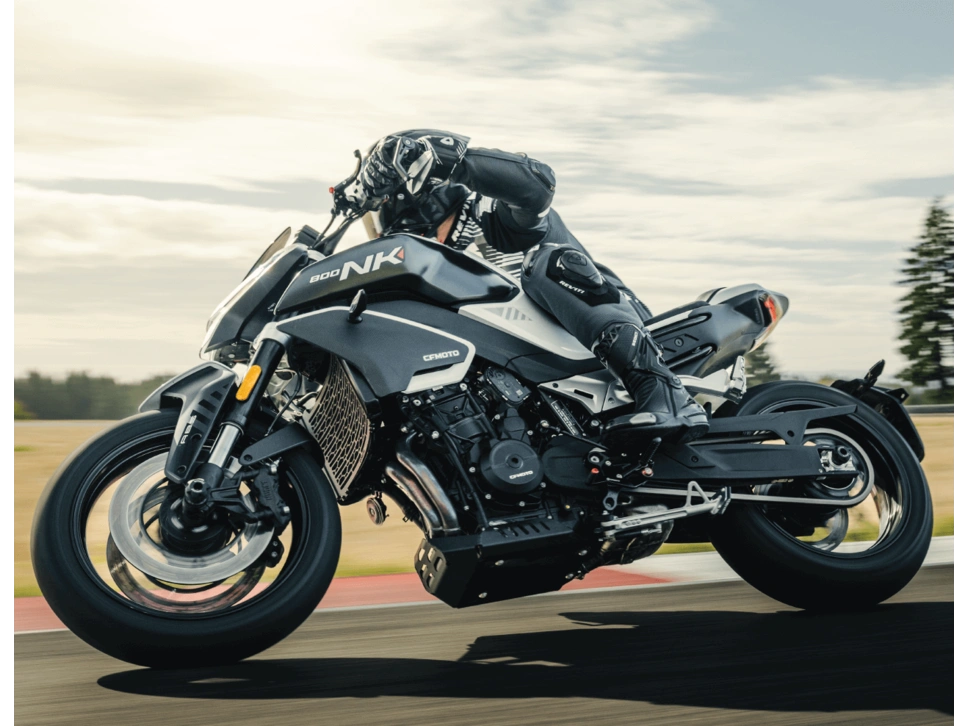 Cfmoto 800nk Rabais De 2,400$ Et Financement 5.99% Sur 60 Mois 2024 alt