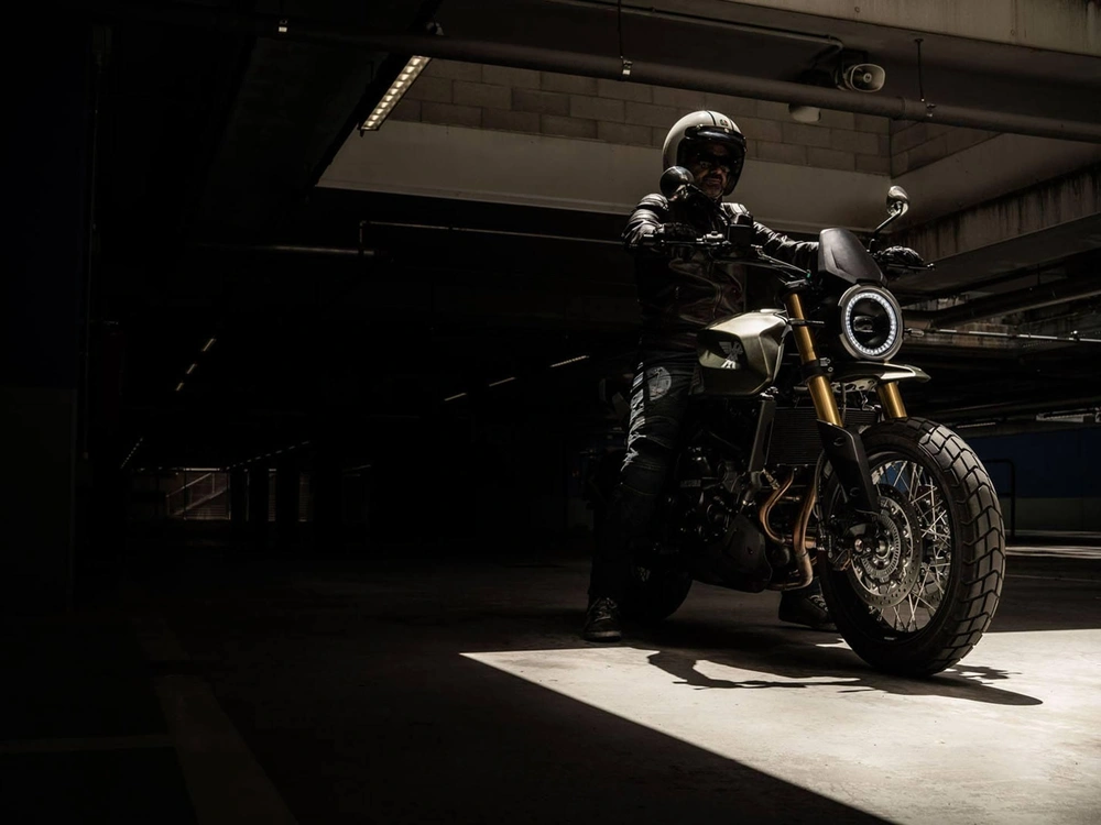 2023 Other Seiemmezzo Scr alt