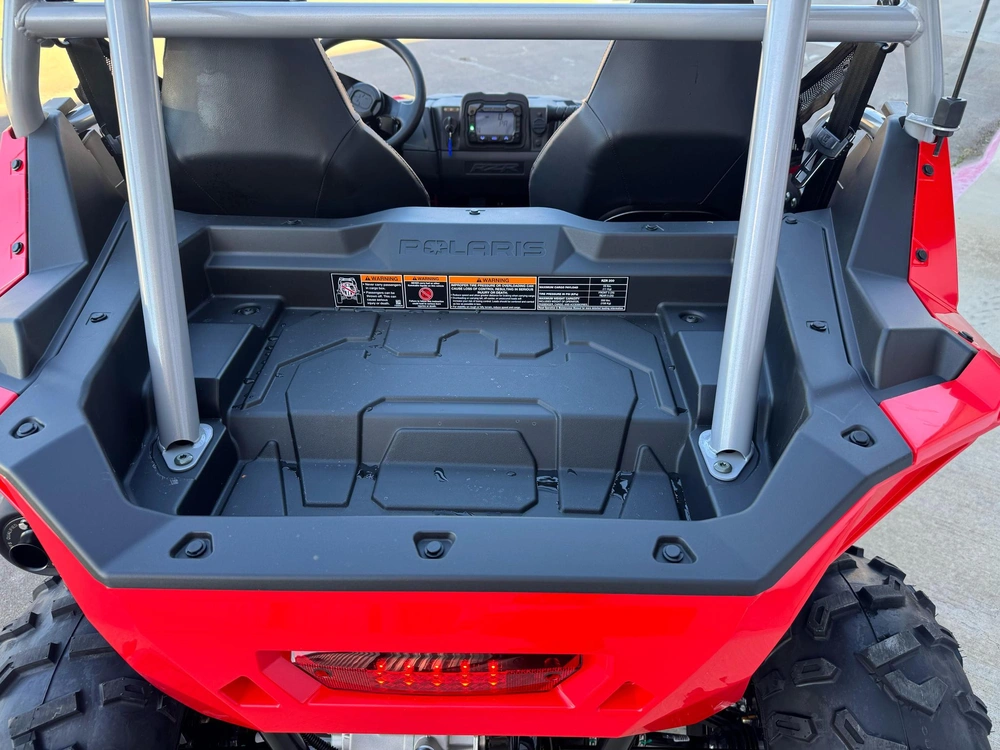 2026 Polaris Rzr 200 Efi Indy Red Efi alt