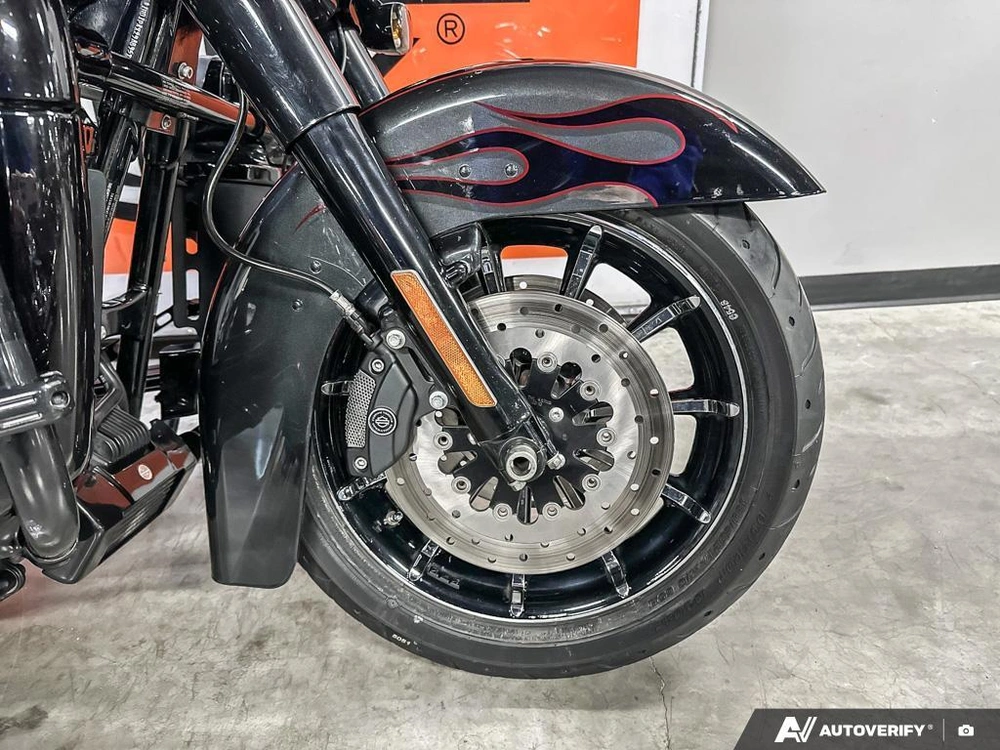 2010 Harley-davidson Cvo Ultra Classic alt