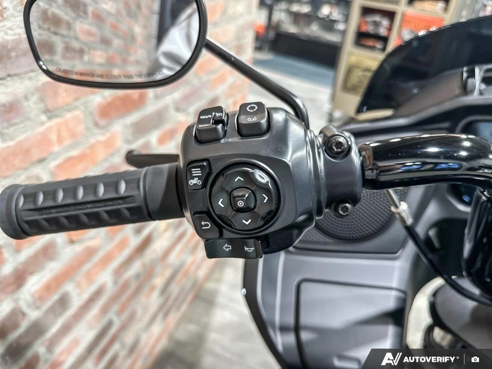 2026 Harley-davidson Road Glide alt