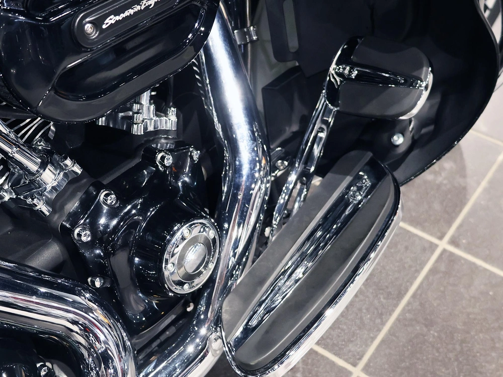 2013 Harley-davidson Cvo Road Glide Fltrxse alt