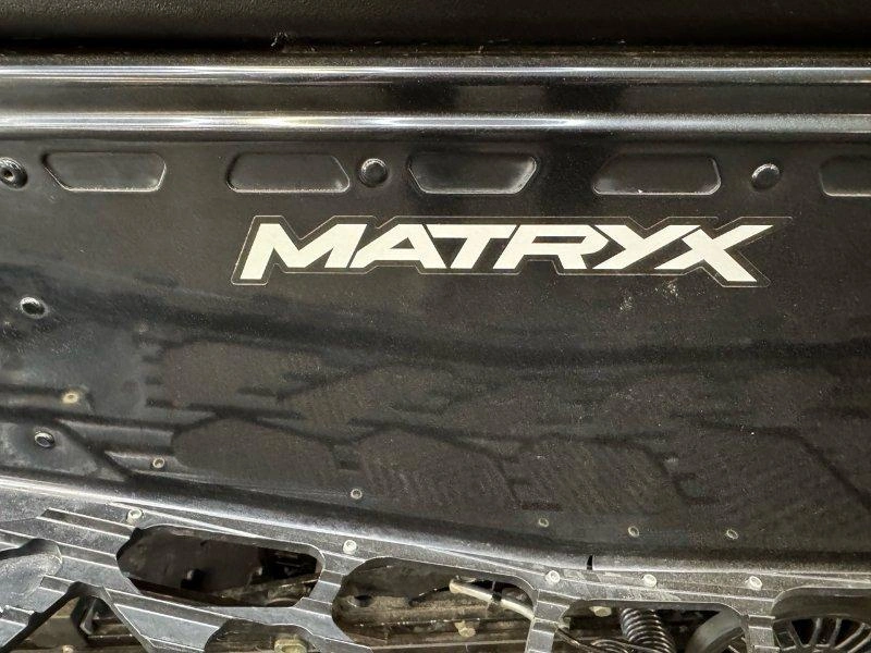 Polaris 650 Indy Adventure 137 2023 alt