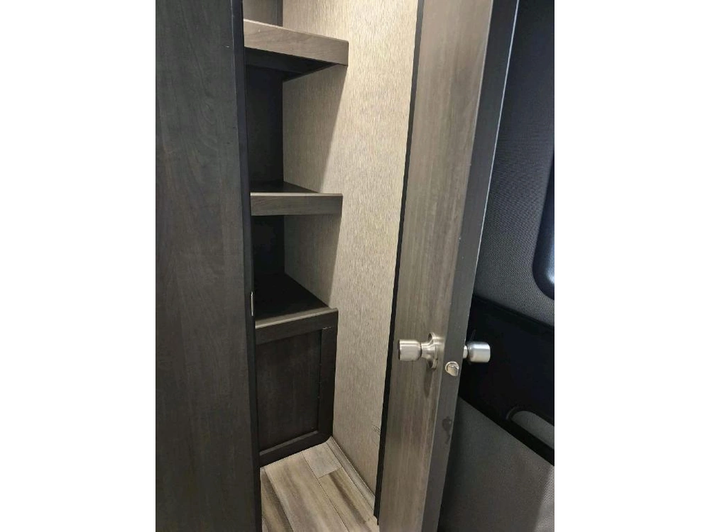 Crossroads Cruiser Aire 28bbh 2022