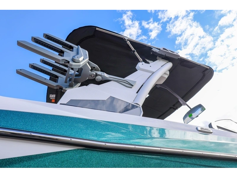 2026 Malibu 23 Lsv alt