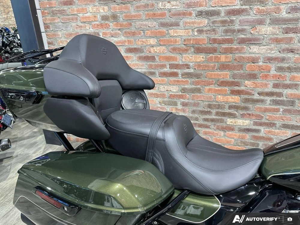 2026 Harley-davidson Street Glide Limited alt