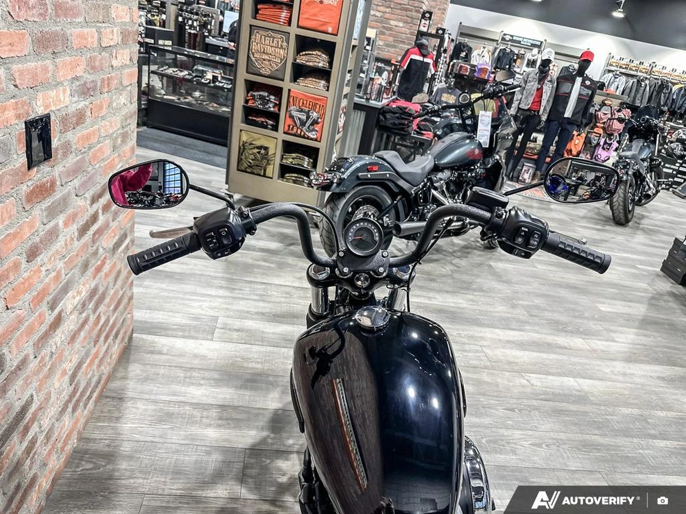 2026 Harley-davidson Street Bob alt