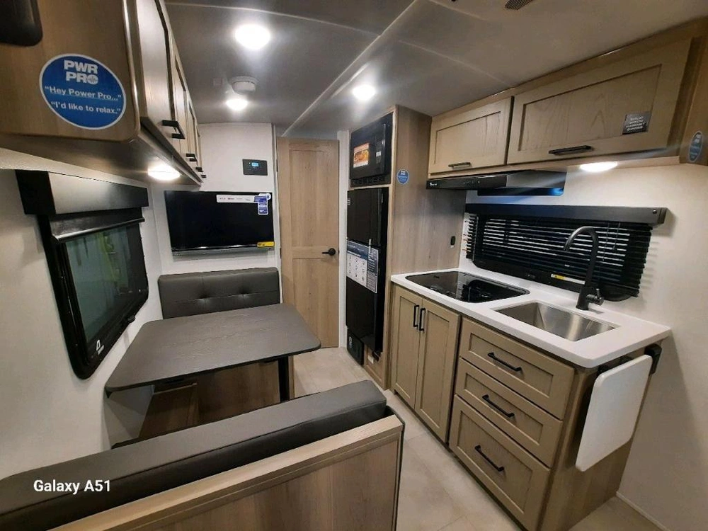 Flagstaff E-pro 19fd 2026 alt