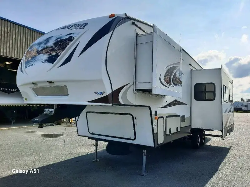 2012 Keystone RV Sprinter copper canyon 275FWBH