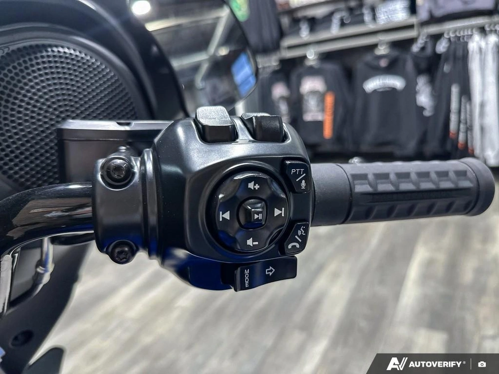 2026 Harley-davidson Street Glide alt