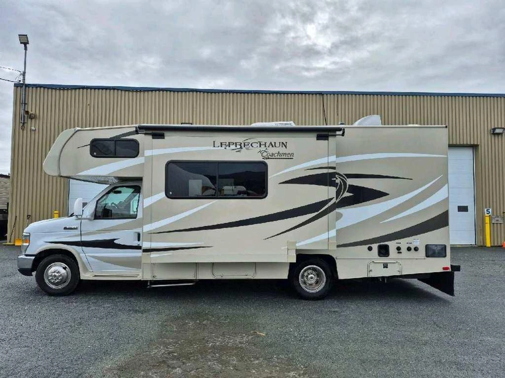 Coachmen Leprechaun 220qb 2012 alt