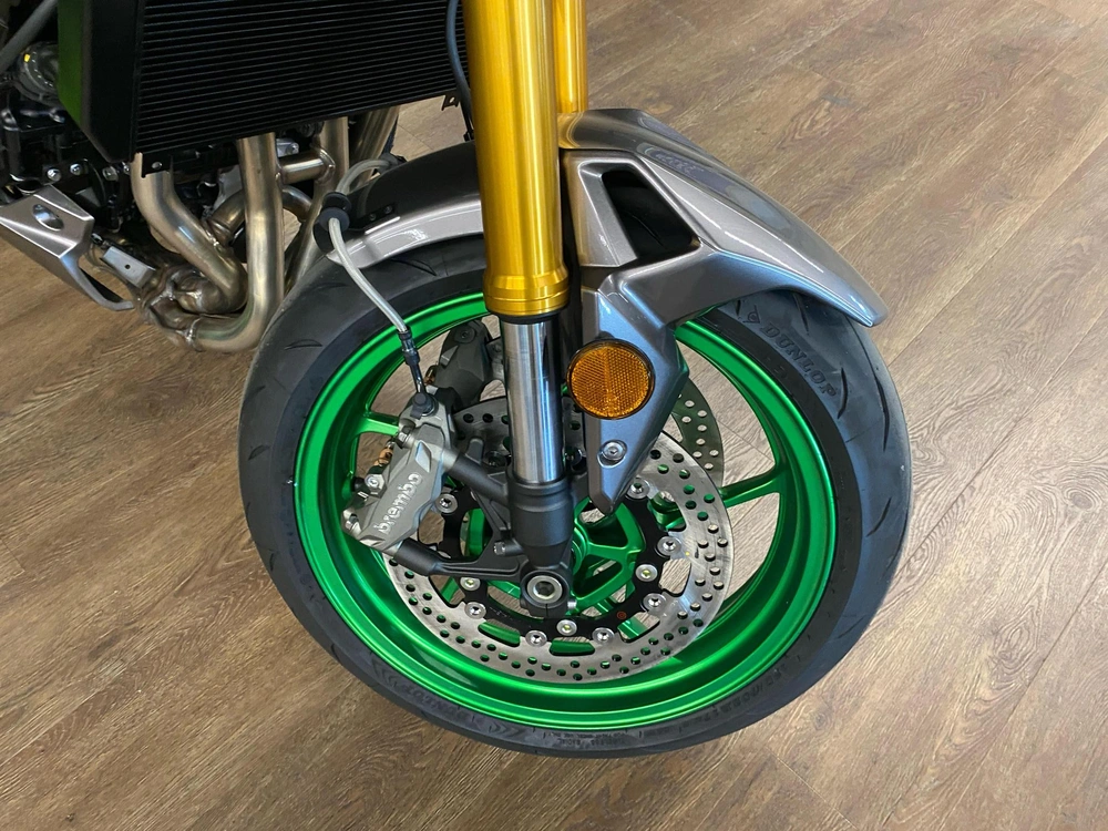 2025 Kawasaki Z900 Se Abs Se alt