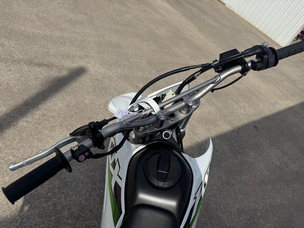 2026 Kawasaki Klx® 230r 230r alt